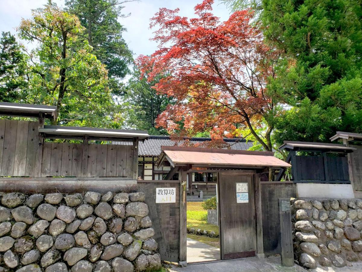 Tateyama Kurobe Alpine Route Senjuso 立山黒部アルペンルート千寿荘 Hotel Exterior foto